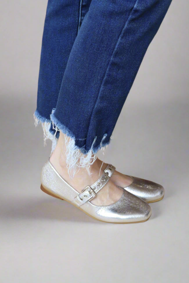 Pongo Mary Jane Shoe