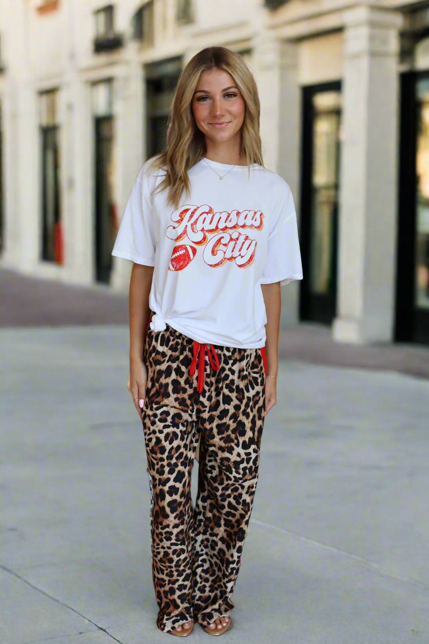 KC Oversized Graphic Tee - White