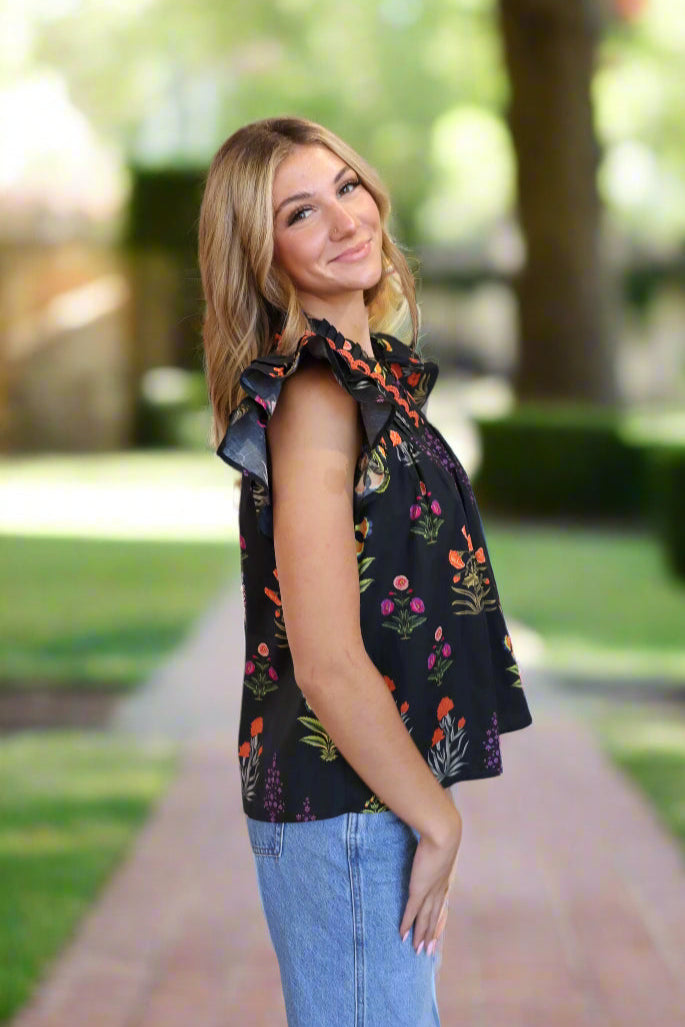 Botanical Top-Black