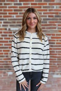 Cape Maine Sweater - Cream/Black