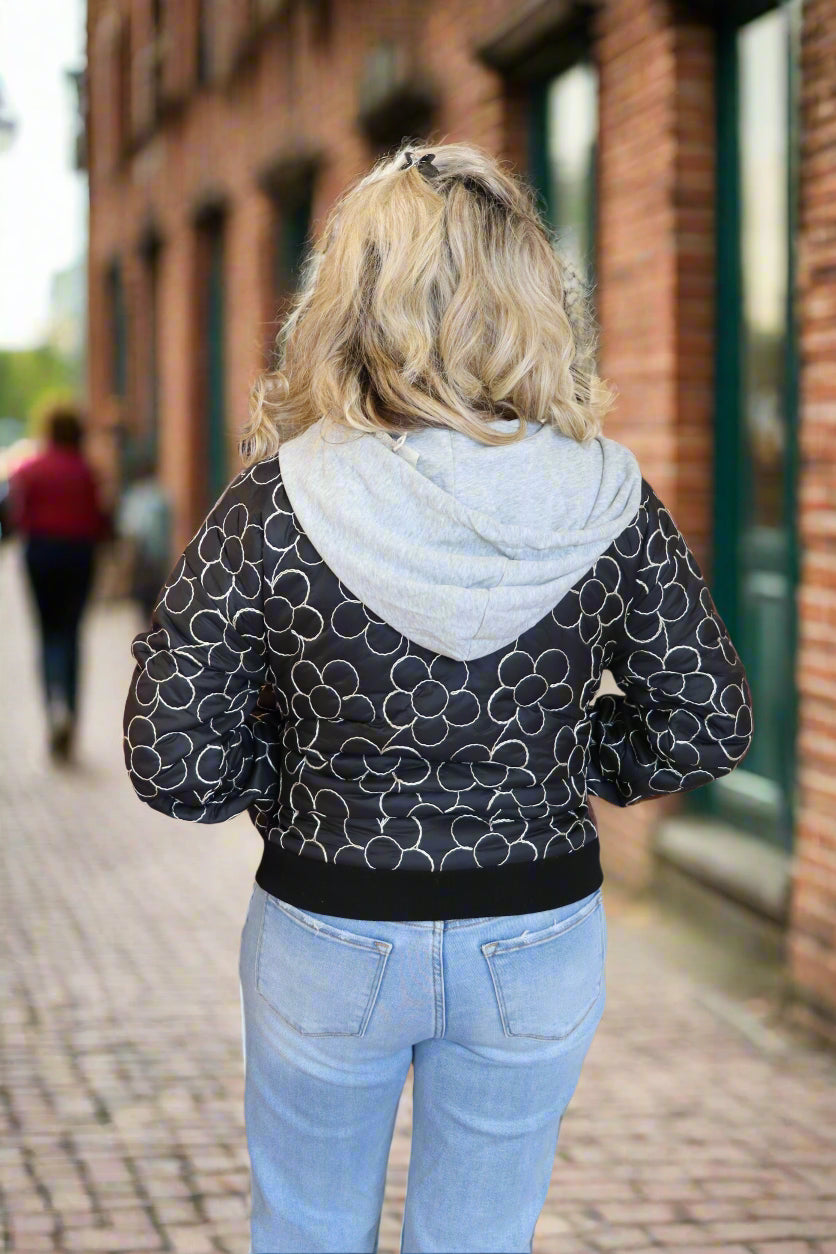 Cindy Sue Jacket - Black w/ Flower