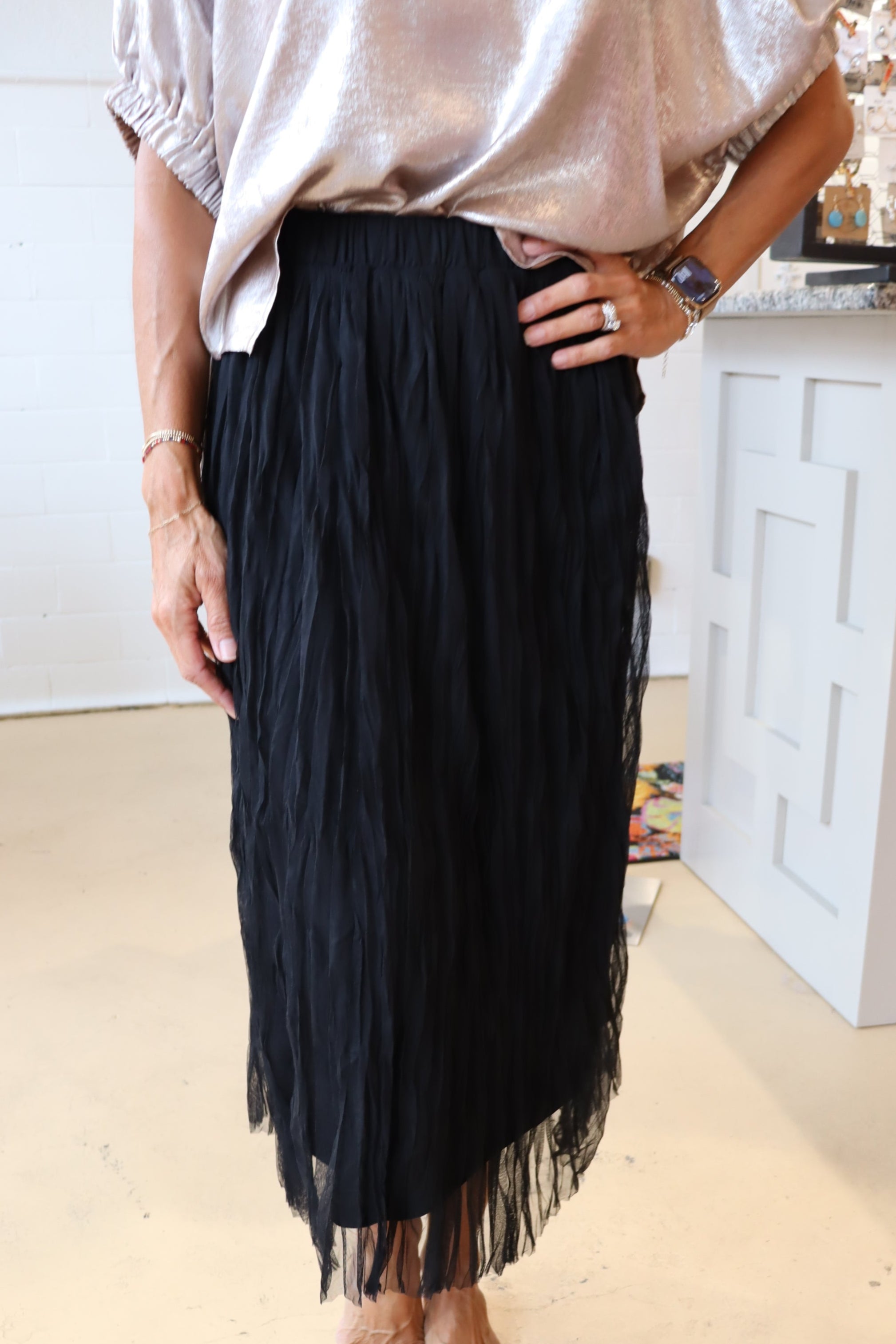 Crinkled Mesh Skirt - Black