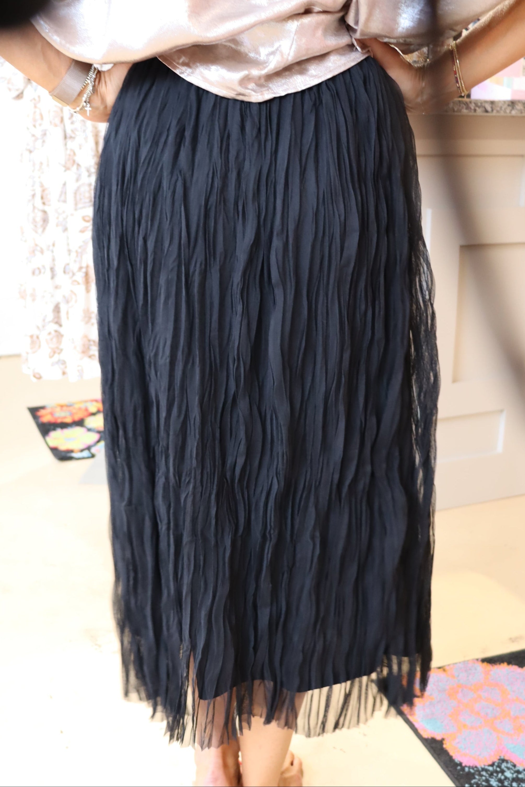 Crinkled Mesh Skirt - Black