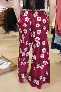 Isla Floral Pants - Berry